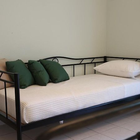 Island Boutique Apartments Пиргадикия Экстерьер фото