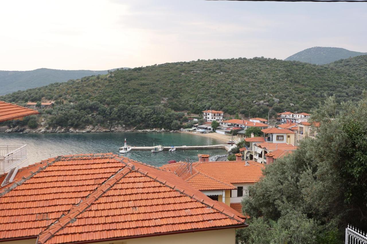 Island Boutique Apartments Пиргадикия Экстерьер фото