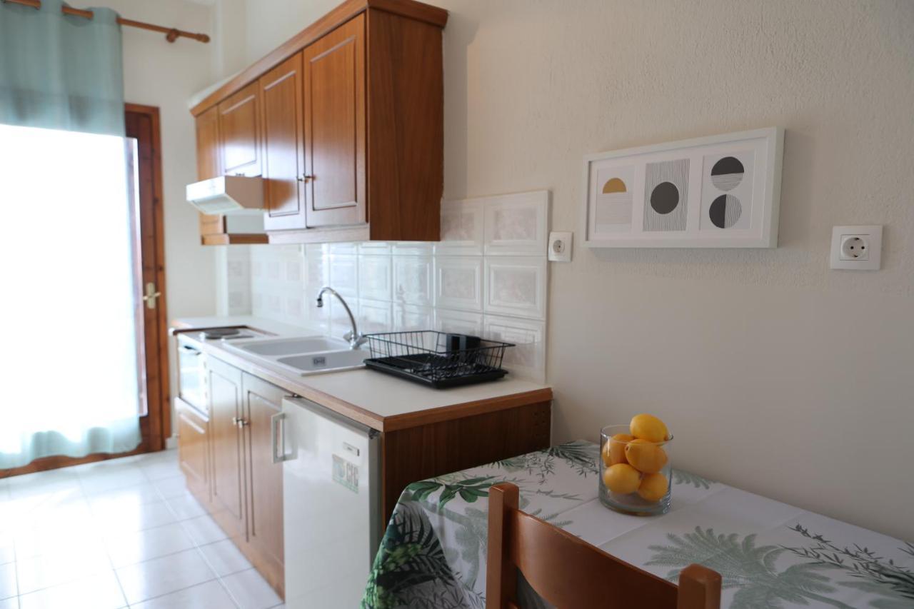 Island Boutique Apartments Пиргадикия Экстерьер фото