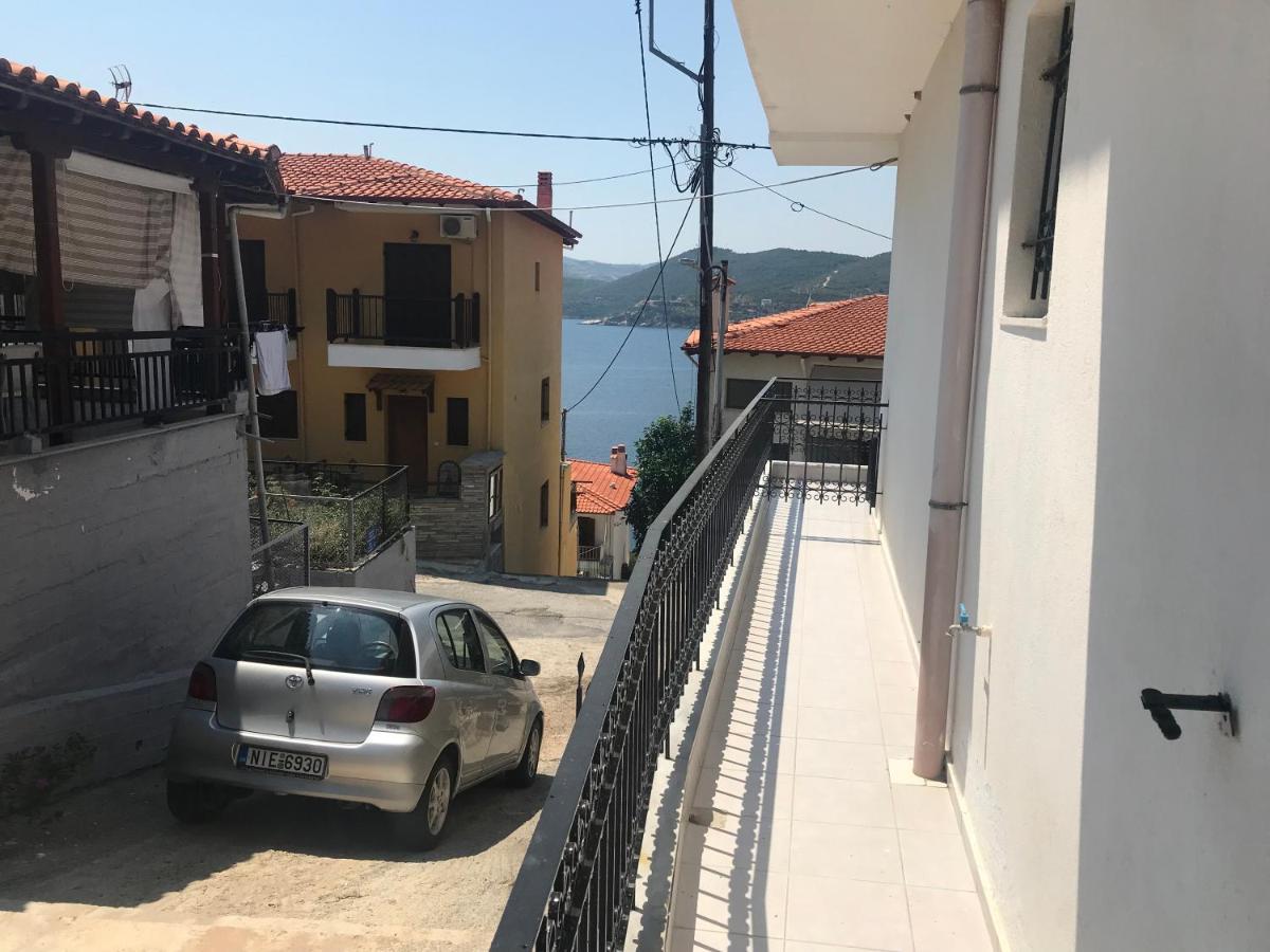 Island Boutique Apartments Пиргадикия Экстерьер фото